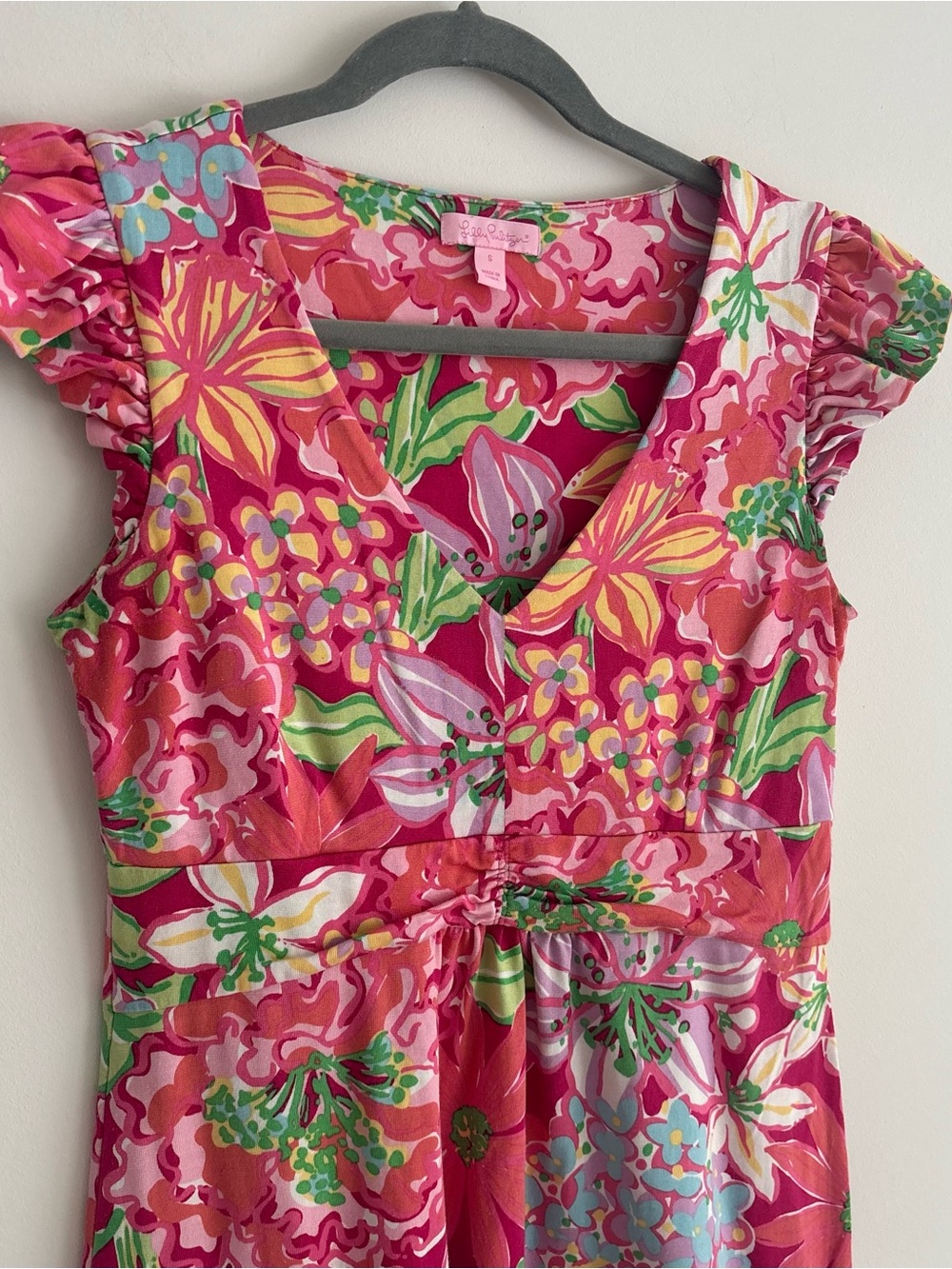 Lilly Pulitzer women’s size small Pink Floral v neck dress tropical - Picture 3 of 6